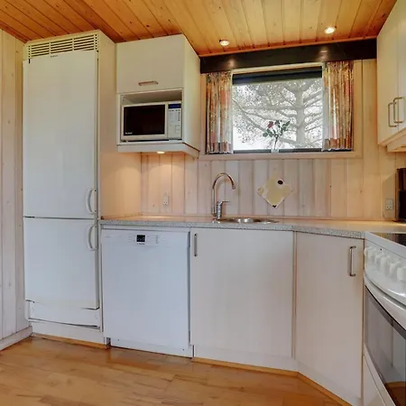 Veljan - 400m From The Sea By Interhome Bogense